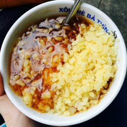 Những quán chè ấm lòng vào mùa Đông ở Hà Nội